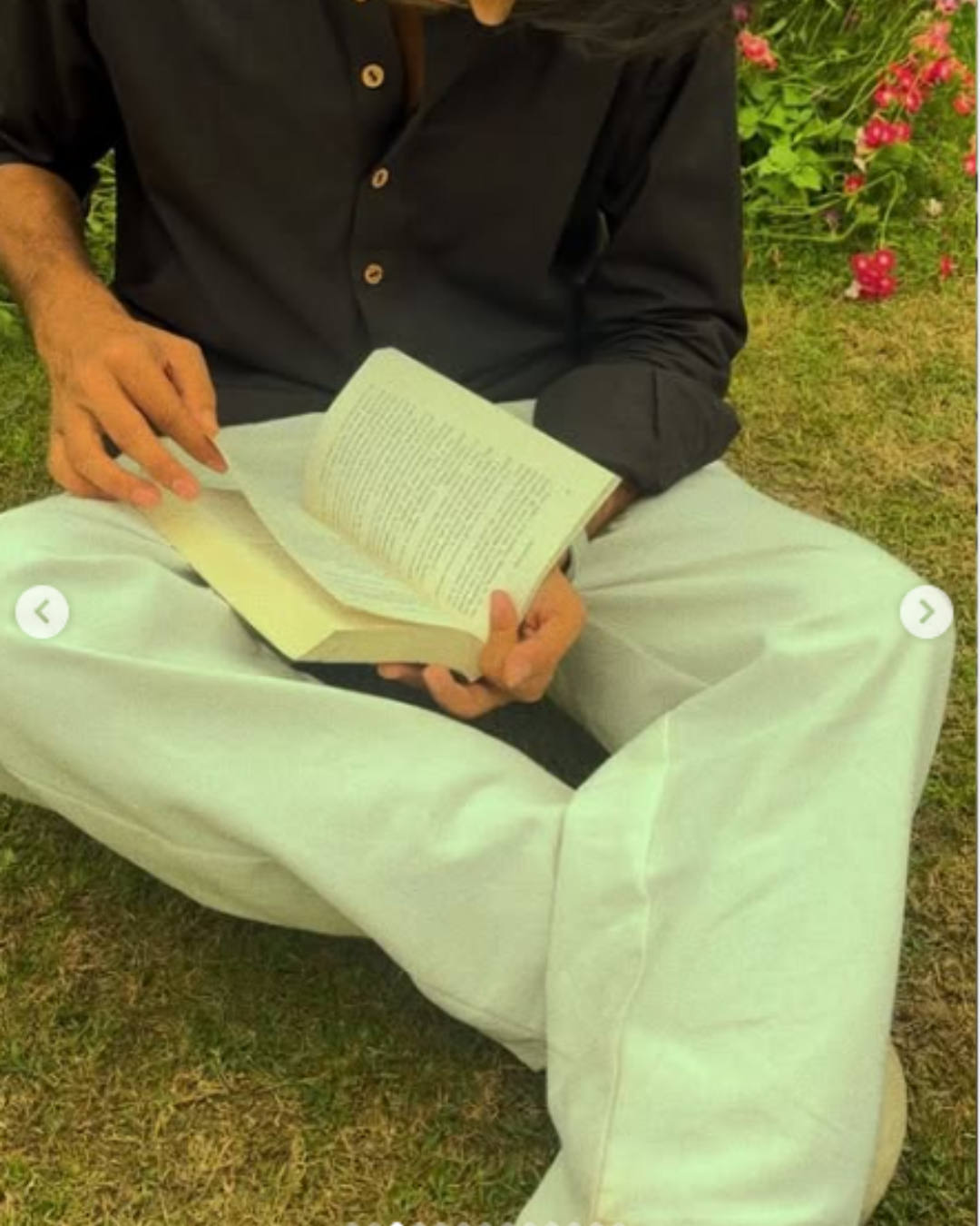 Indyadiva Ishaan Black Solid Plain Men Kurta