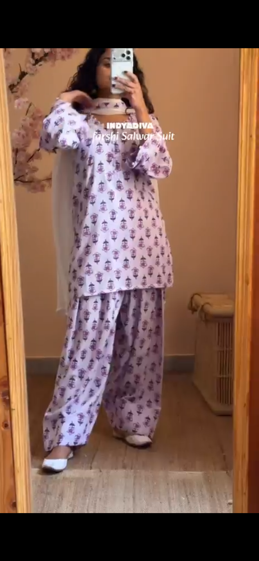 Indyadiva Geet lilac three pcs farshi set