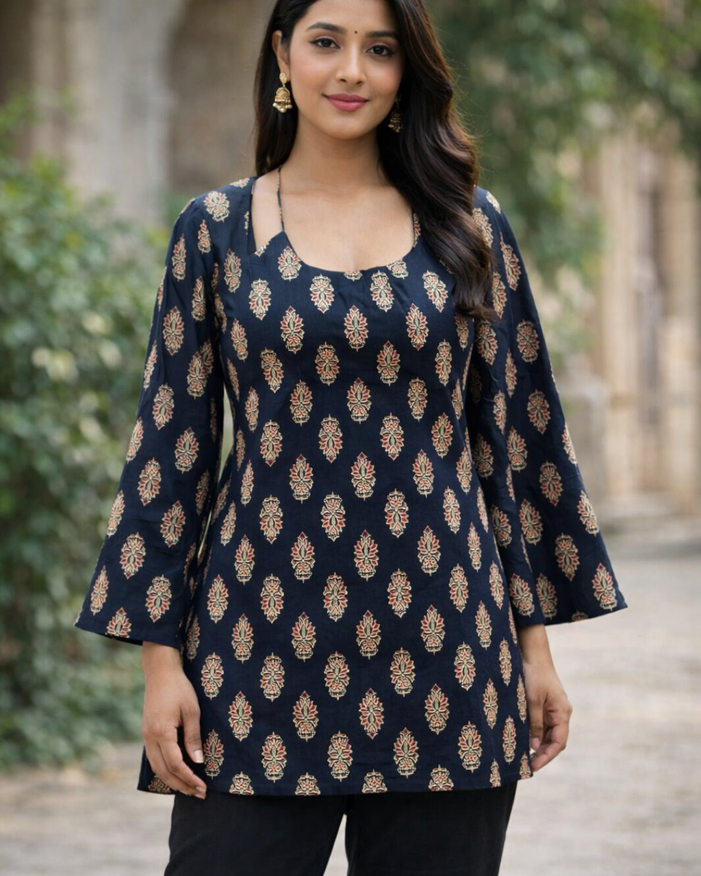 Indyadiva Pooh Halter Neck Short Kurti 2 way style with corset back