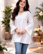 indyadiva Hans Safed Kurti