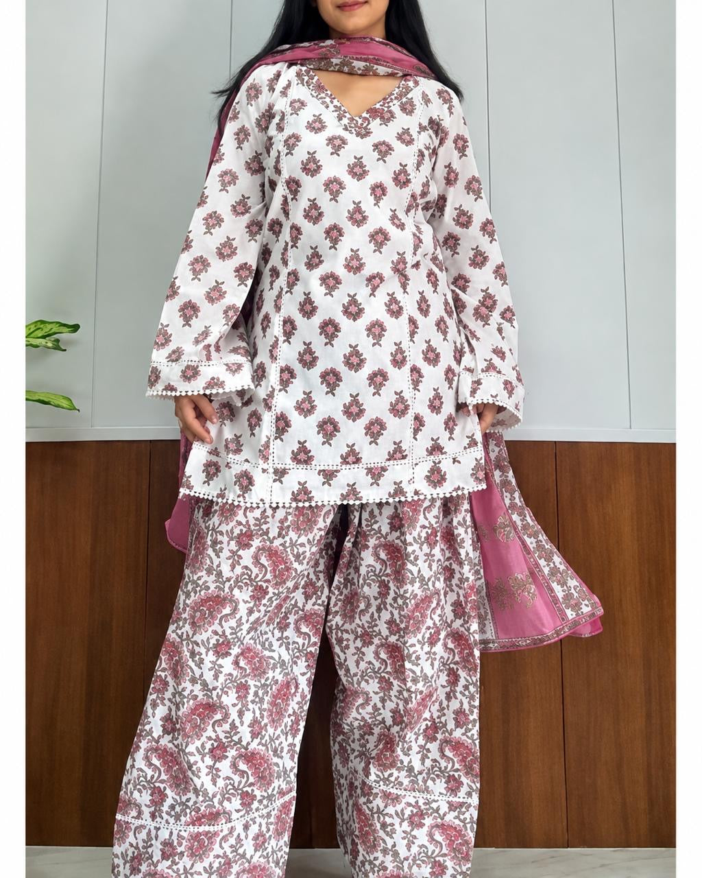 Indyadiva Anaya Premium three Piece Set