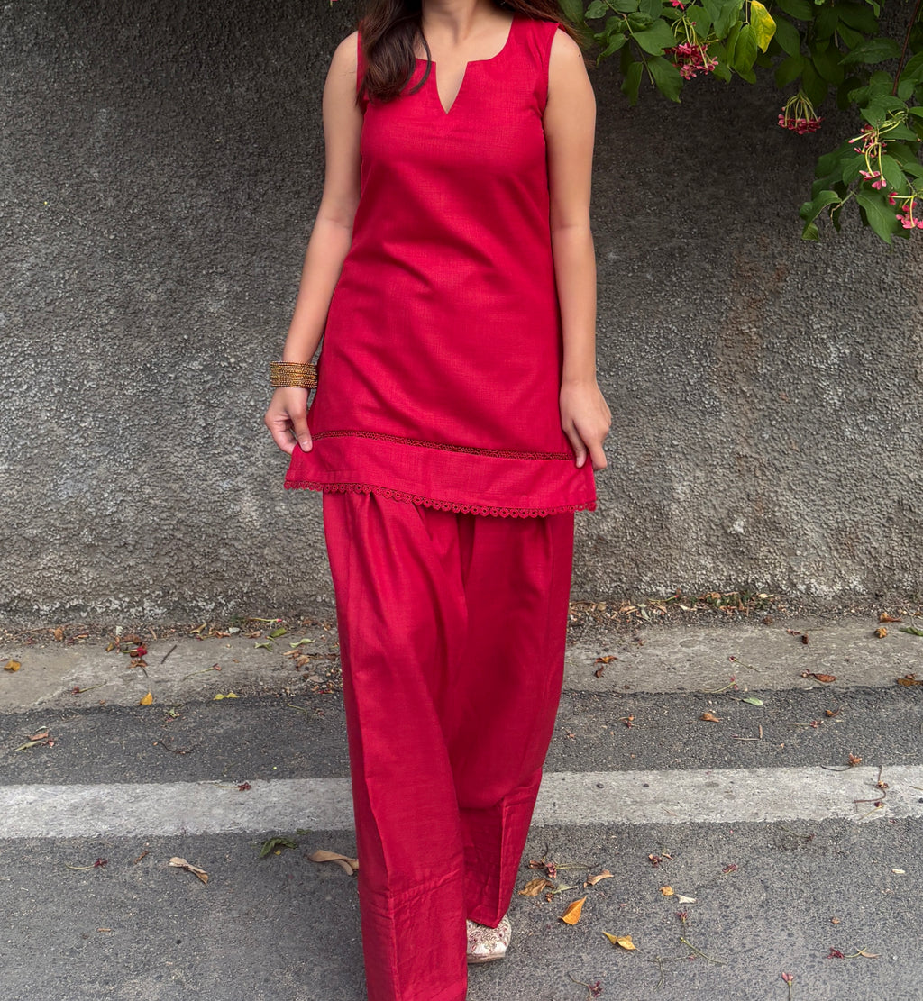 Indyadiva Laalima maroon Seelveless Farshi Set