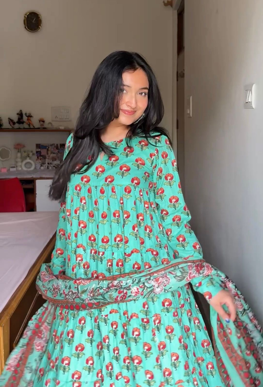 Indaydiva Gulnaar Kurti three pcs Set